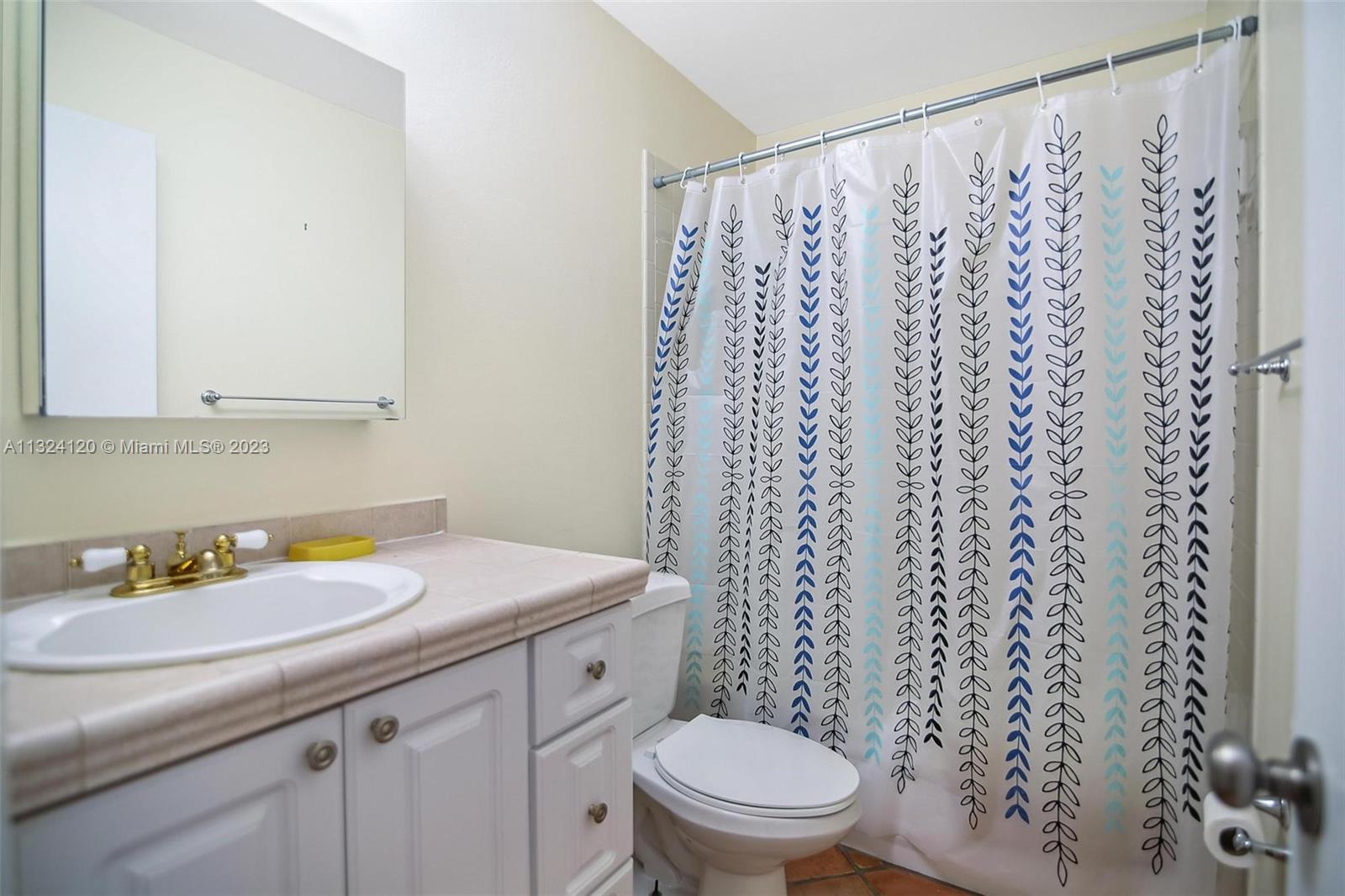 11300 SW 115th Ter Unit: 11300