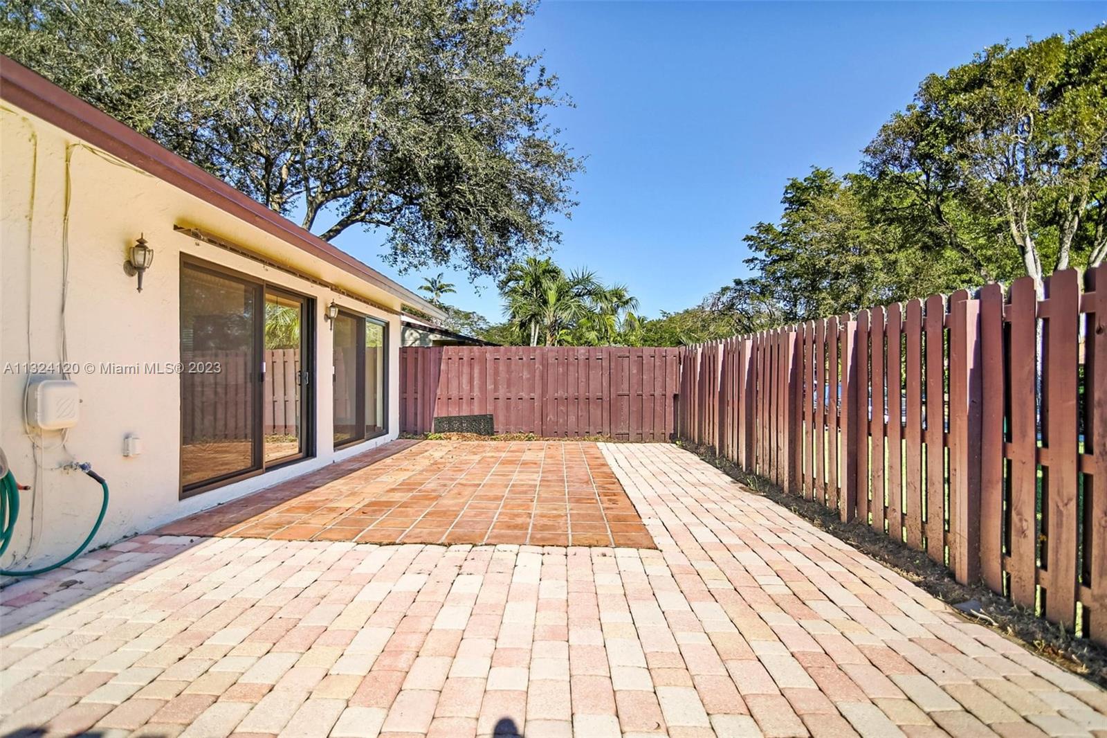 11300 SW 115th Ter Unit: 11300