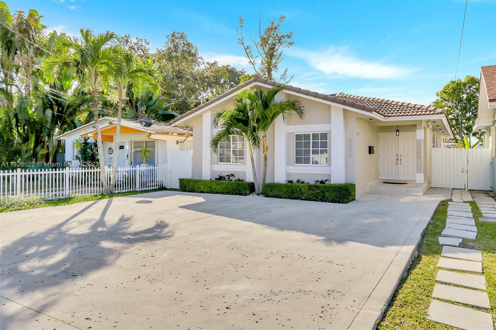 2302 SW 62nd Ct Unit: 2302