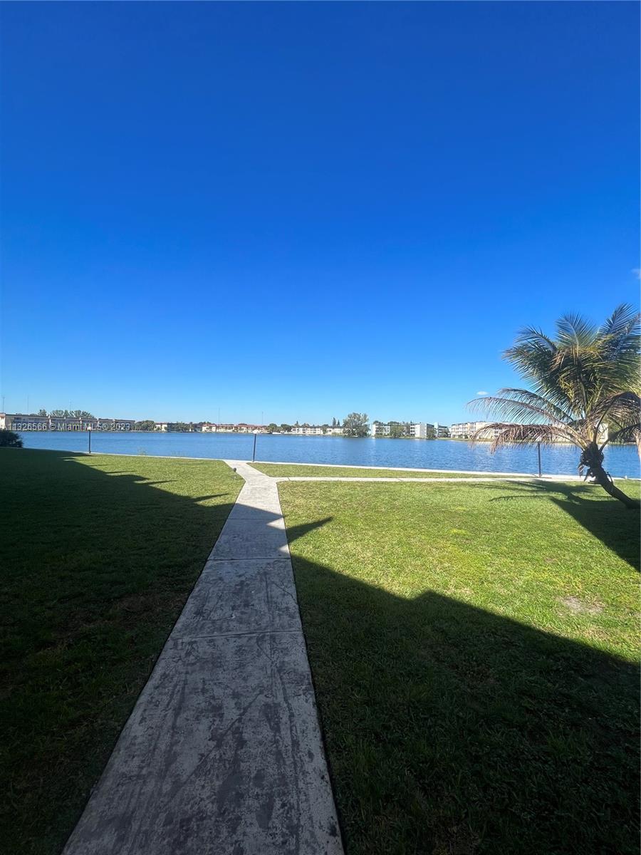 1551 NE Miami Gardens Dr Unit: 216