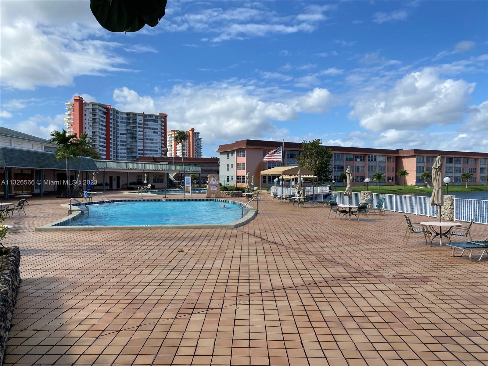 1551 NE Miami Gardens Dr Unit: 216