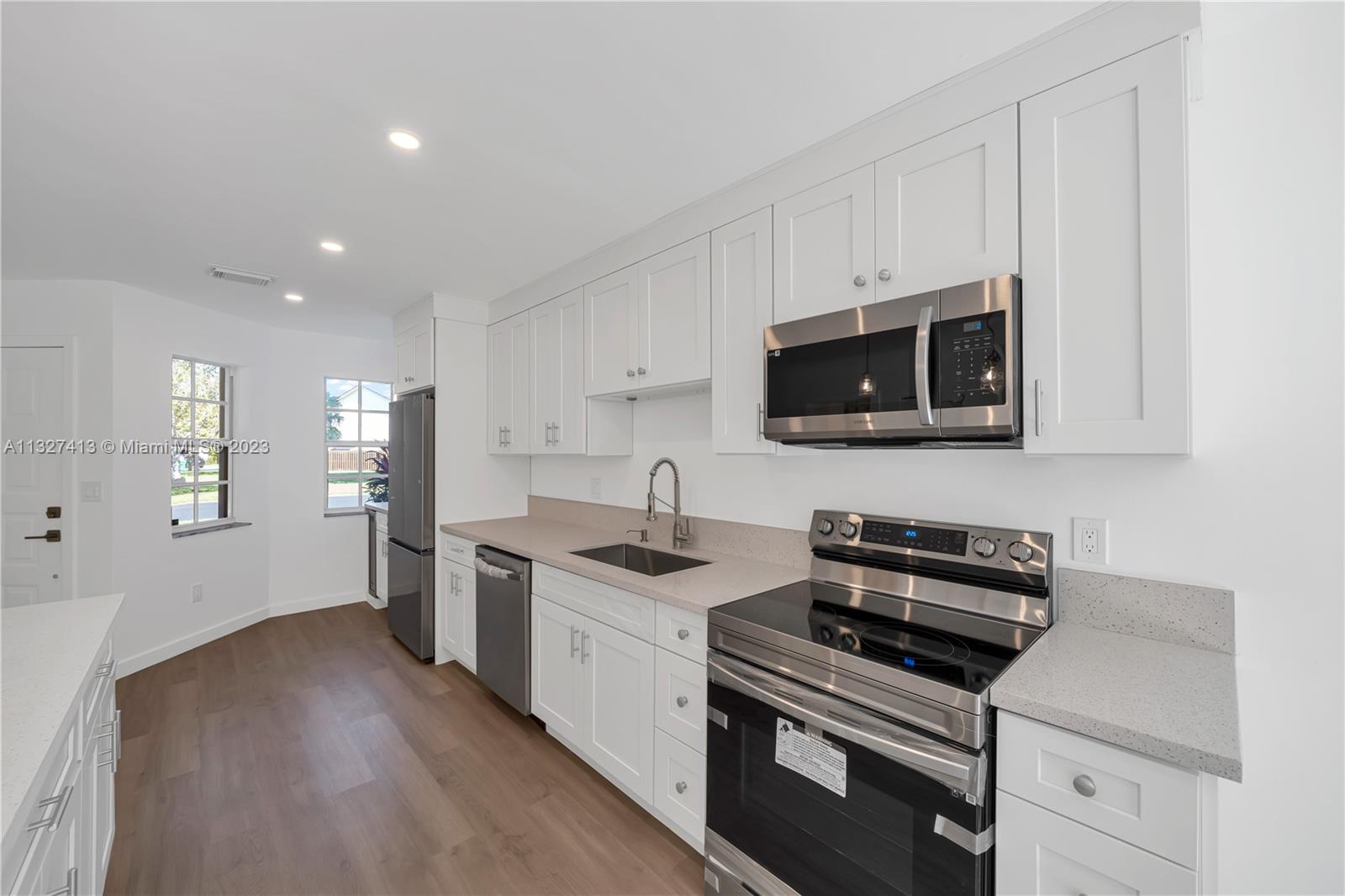 13914 SW 101 Ln Unit: 13914