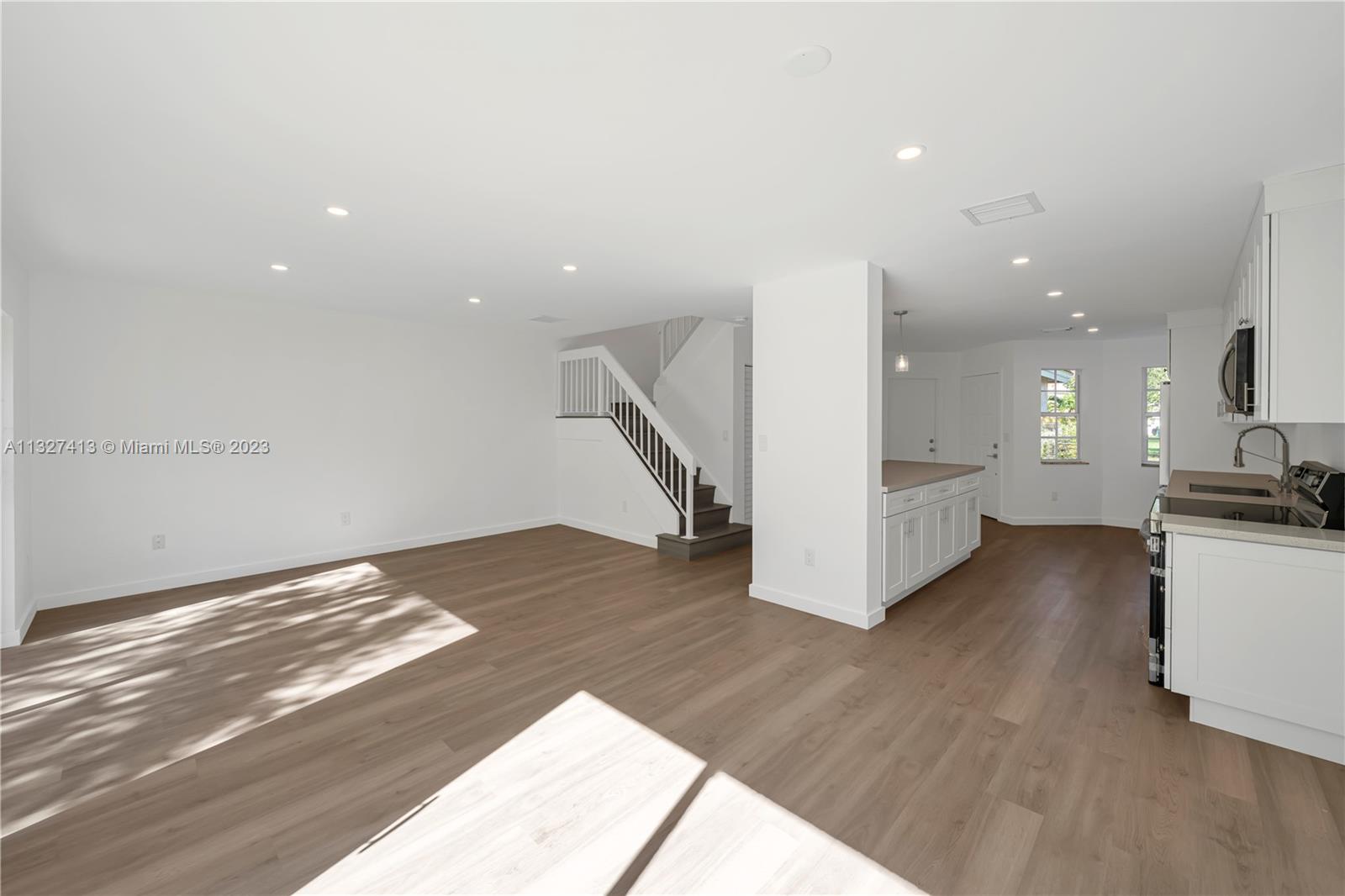 13914 SW 101 Ln Unit: 13914
