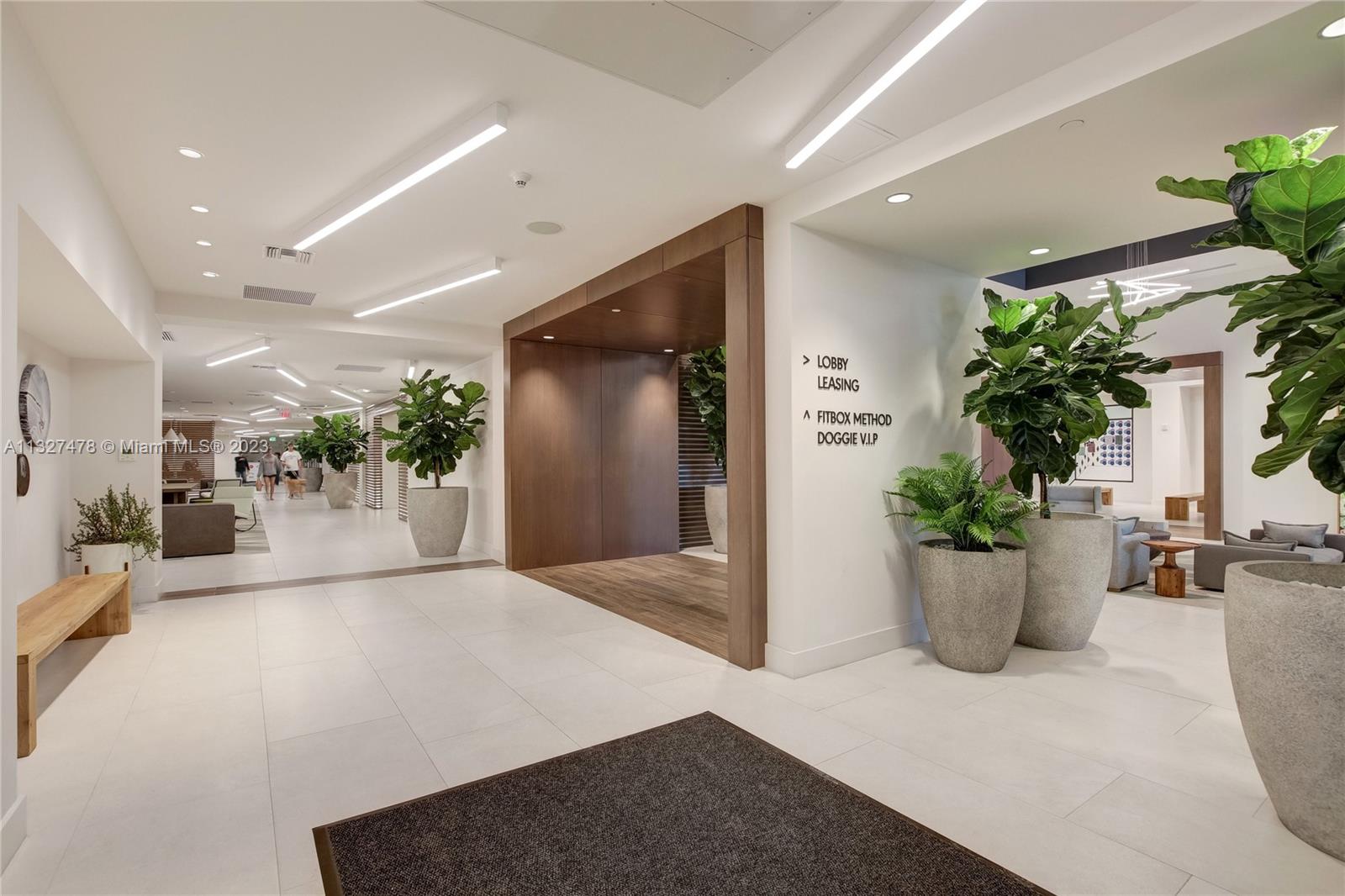 1756 N Bayshore Dr Unit: 29A