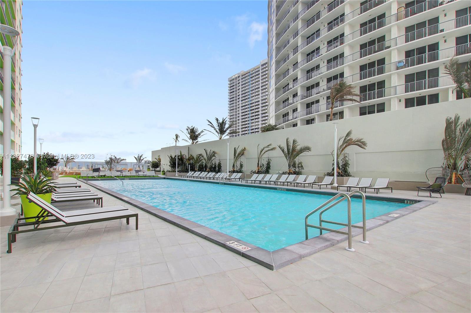 1756 N Bayshore Dr Unit: 29A