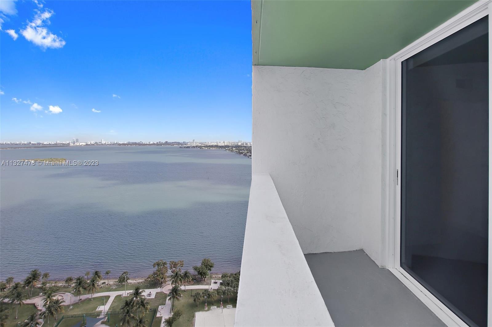 1756 N Bayshore Dr Unit: 29A