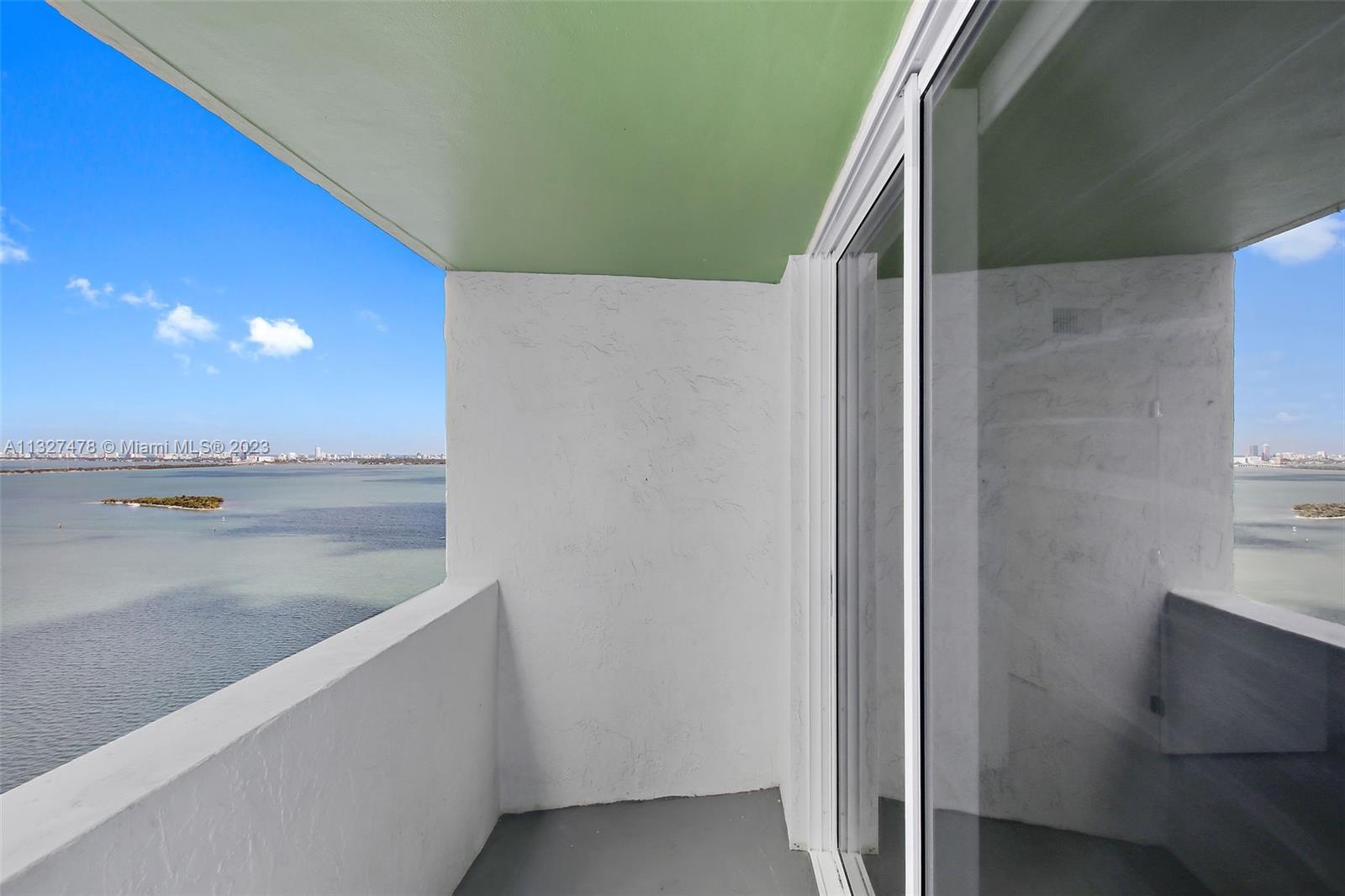 1756 N Bayshore Dr Unit: 29A