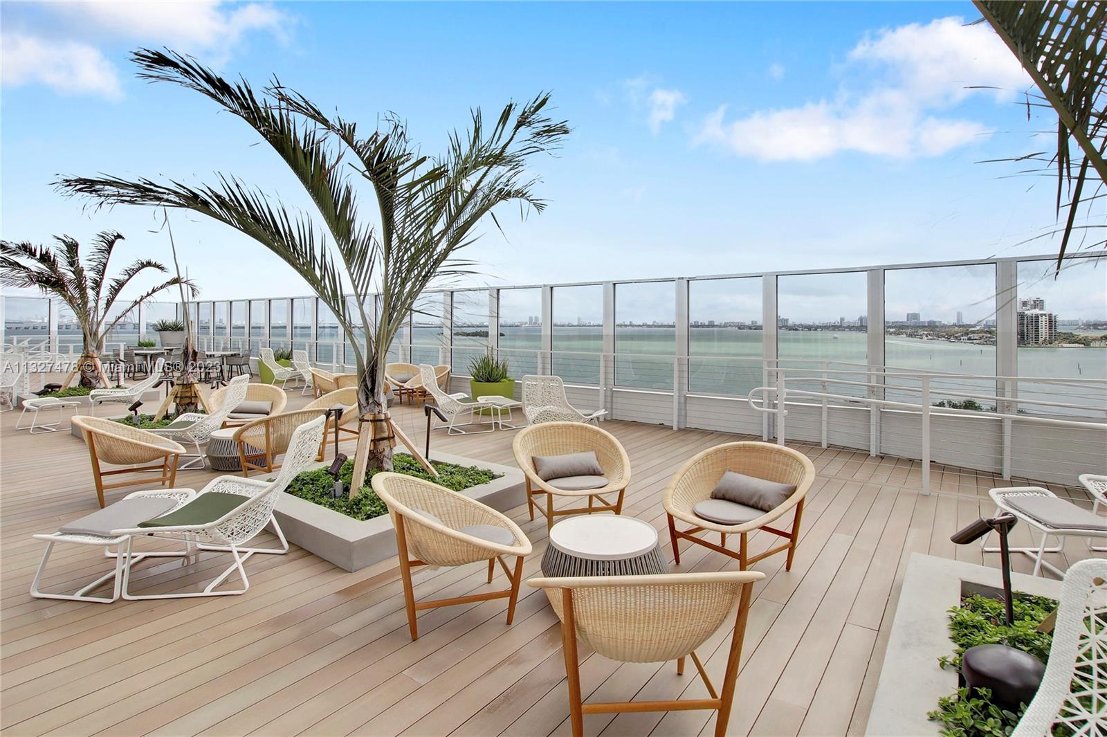 1756 N Bayshore Dr Unit: 29A