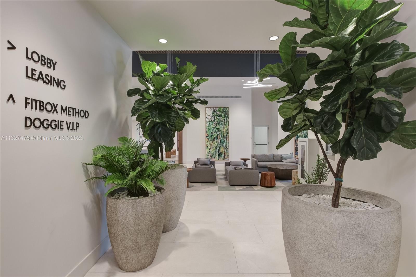1756 N Bayshore Dr Unit: 29A