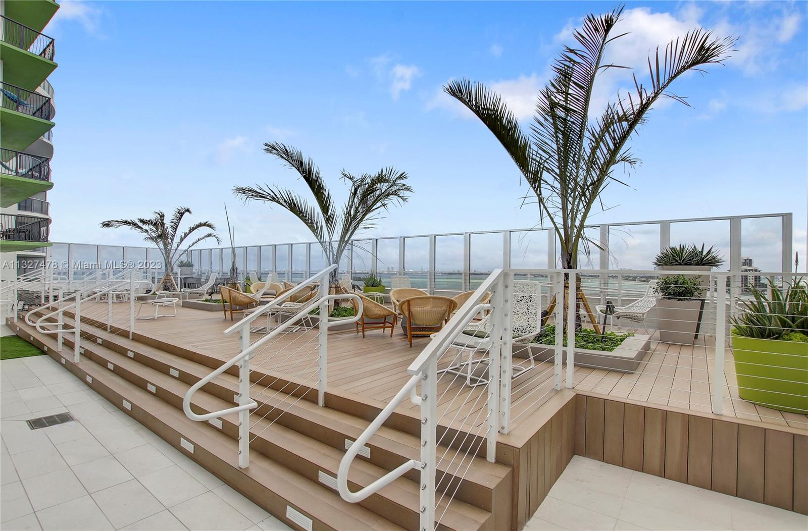 1756 N Bayshore Dr Unit: 29A