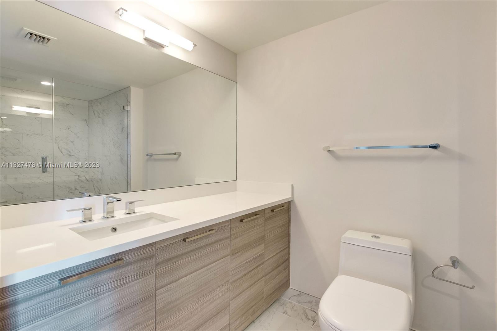 1756 N Bayshore Dr Unit: 29A