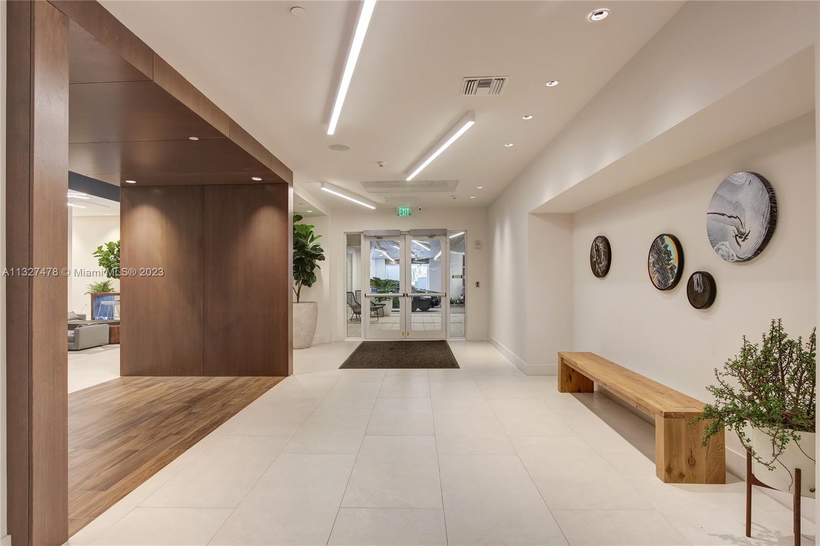 1756 N Bayshore Dr Unit: 29A