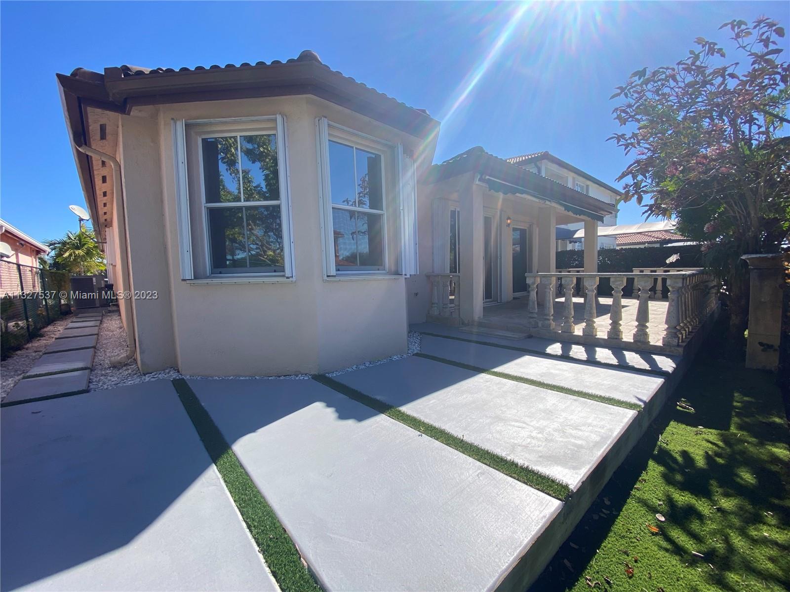 2096 SW 151st Pl