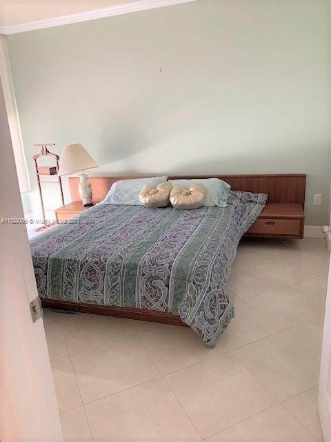 2425 SW 27th Ave Unit: 1204