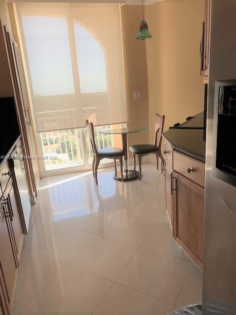 2425 SW 27th Ave Unit: 1204