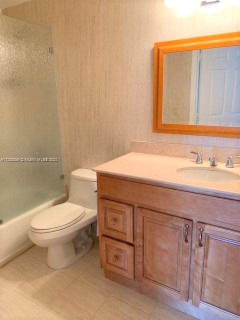 2425 SW 27th Ave Unit: 1204