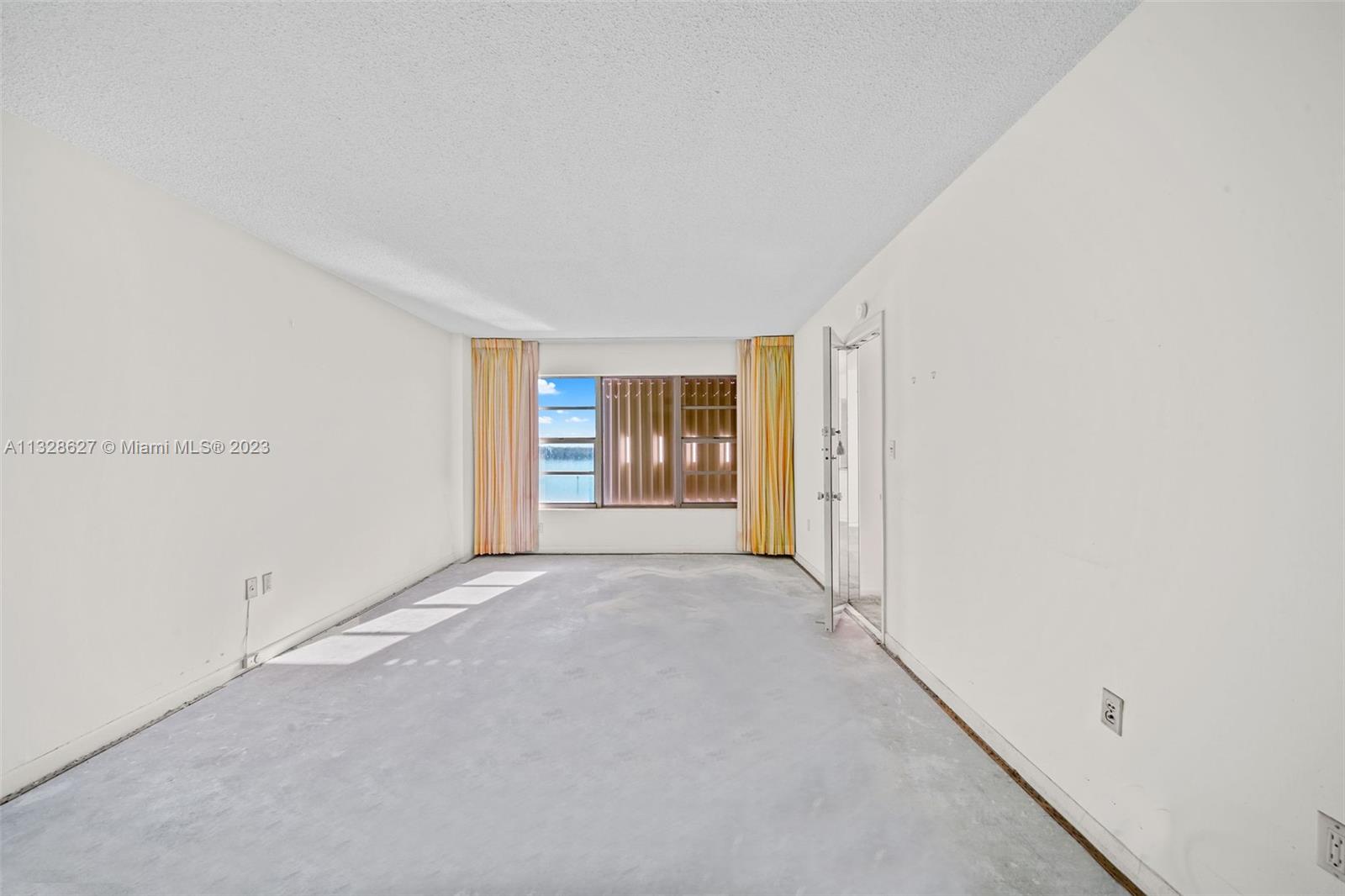 11111 Biscayne Blvd Unit: 5B