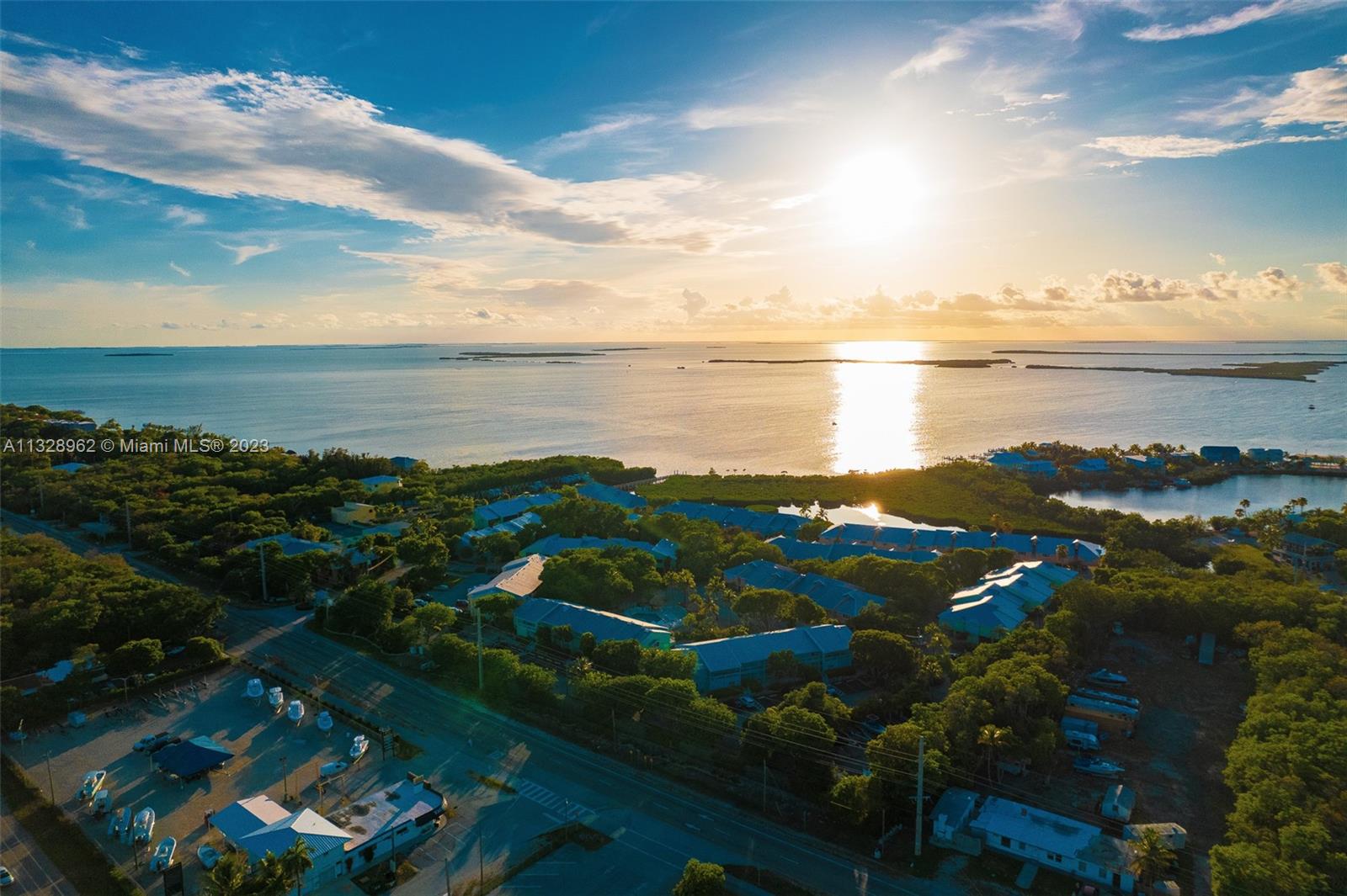 98461 Windward Ave Unit: 98461