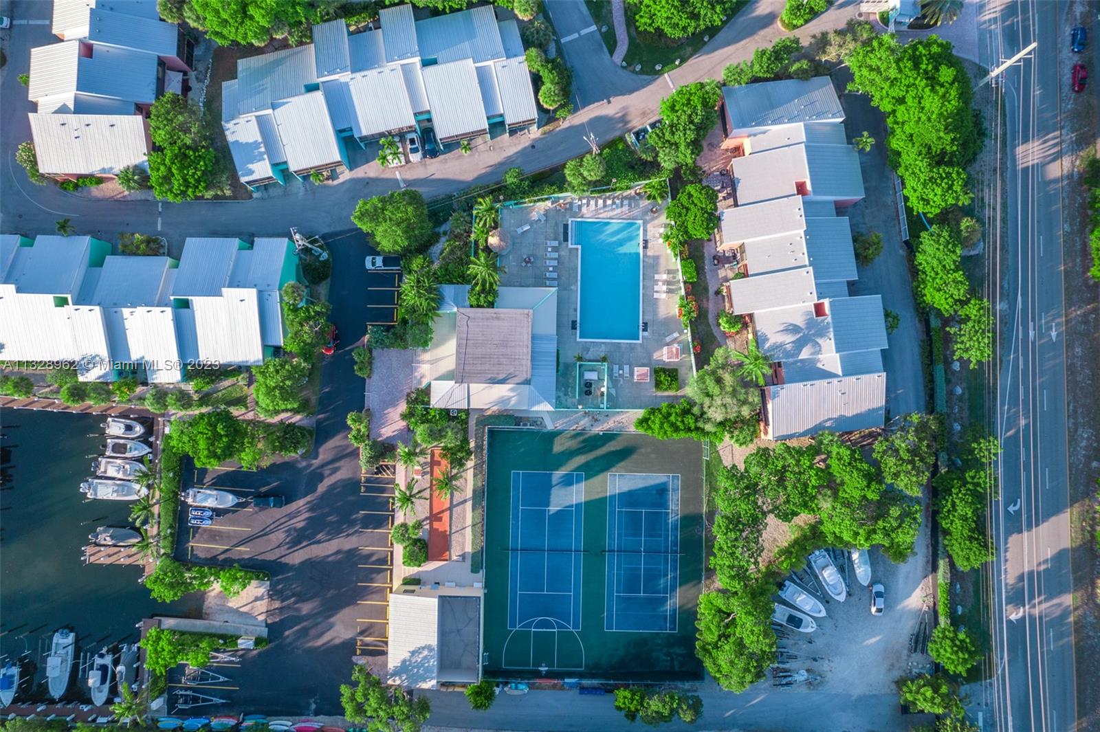 98461 Windward Ave Unit: 98461