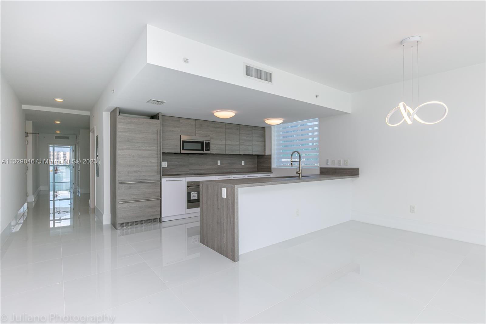 400 Sunny Isles Blvd Unit: 622