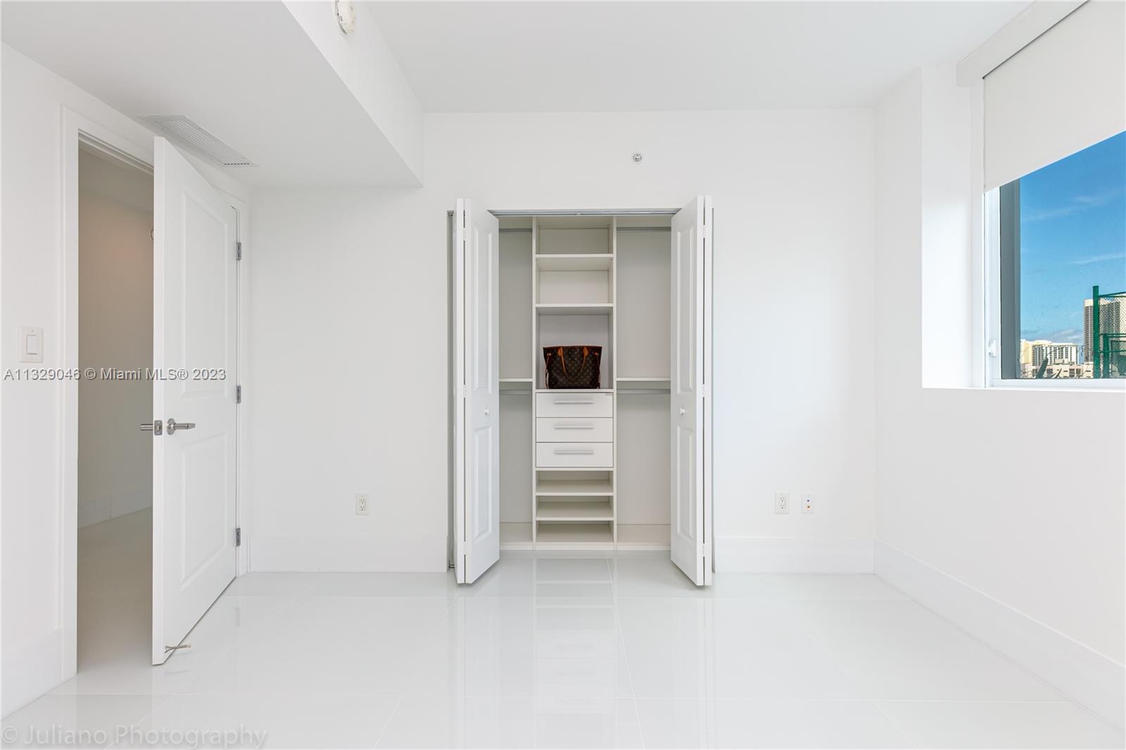 400 Sunny Isles Blvd Unit: 622