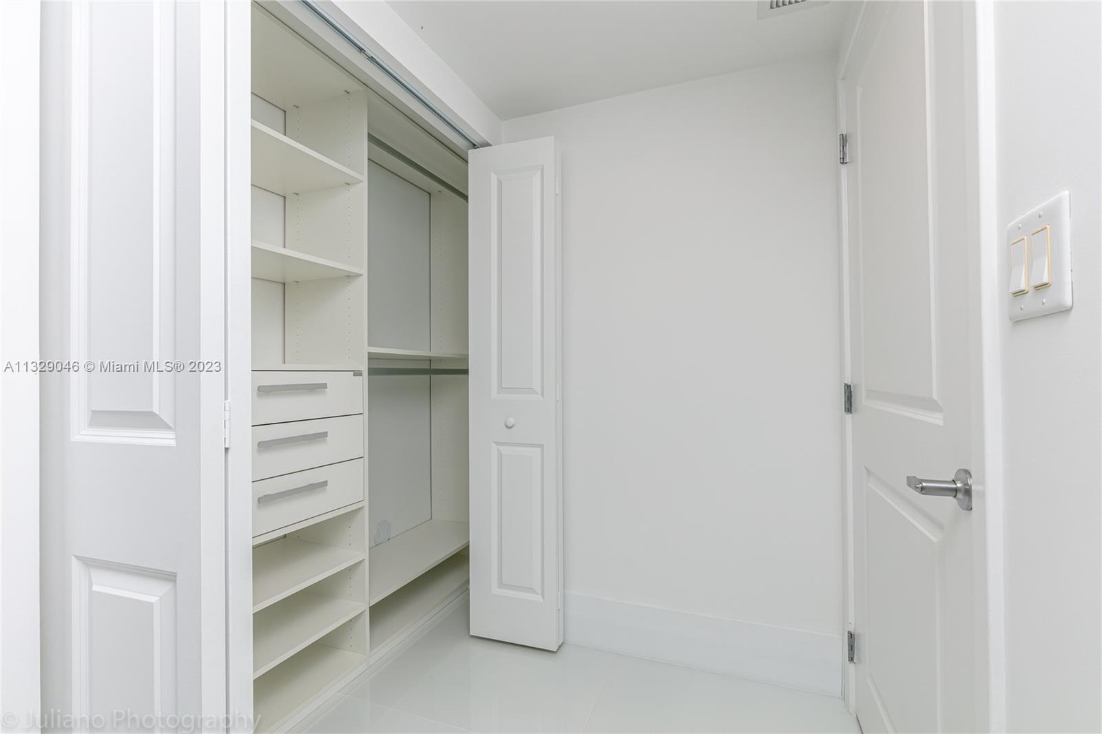 400 Sunny Isles Blvd Unit: 622
