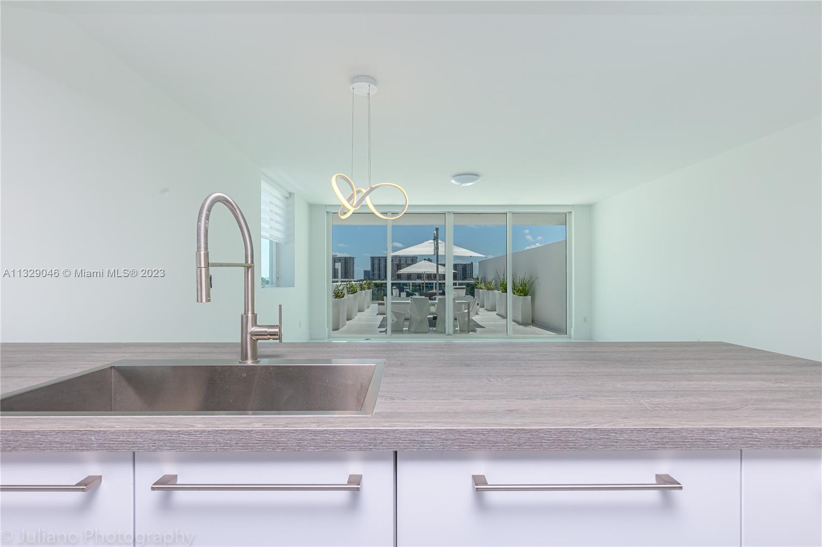 400 Sunny Isles Blvd Unit: 622