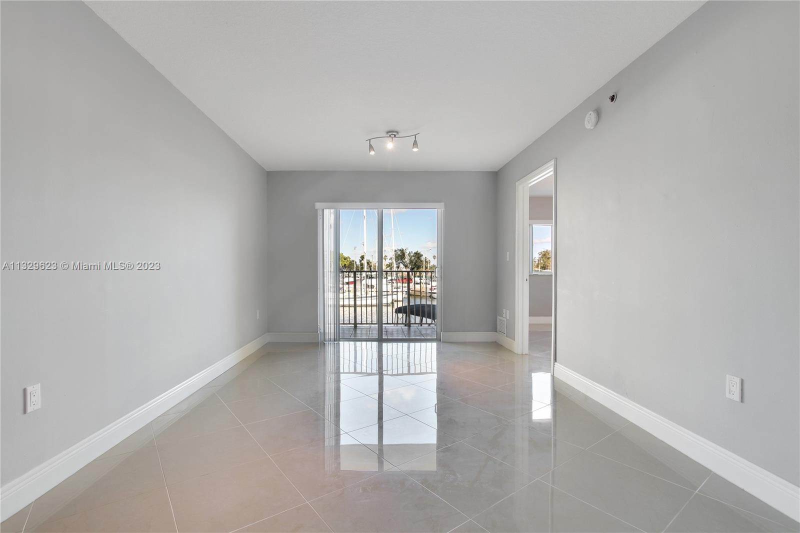 2415 NW 16th St Rd Unit: 212-1