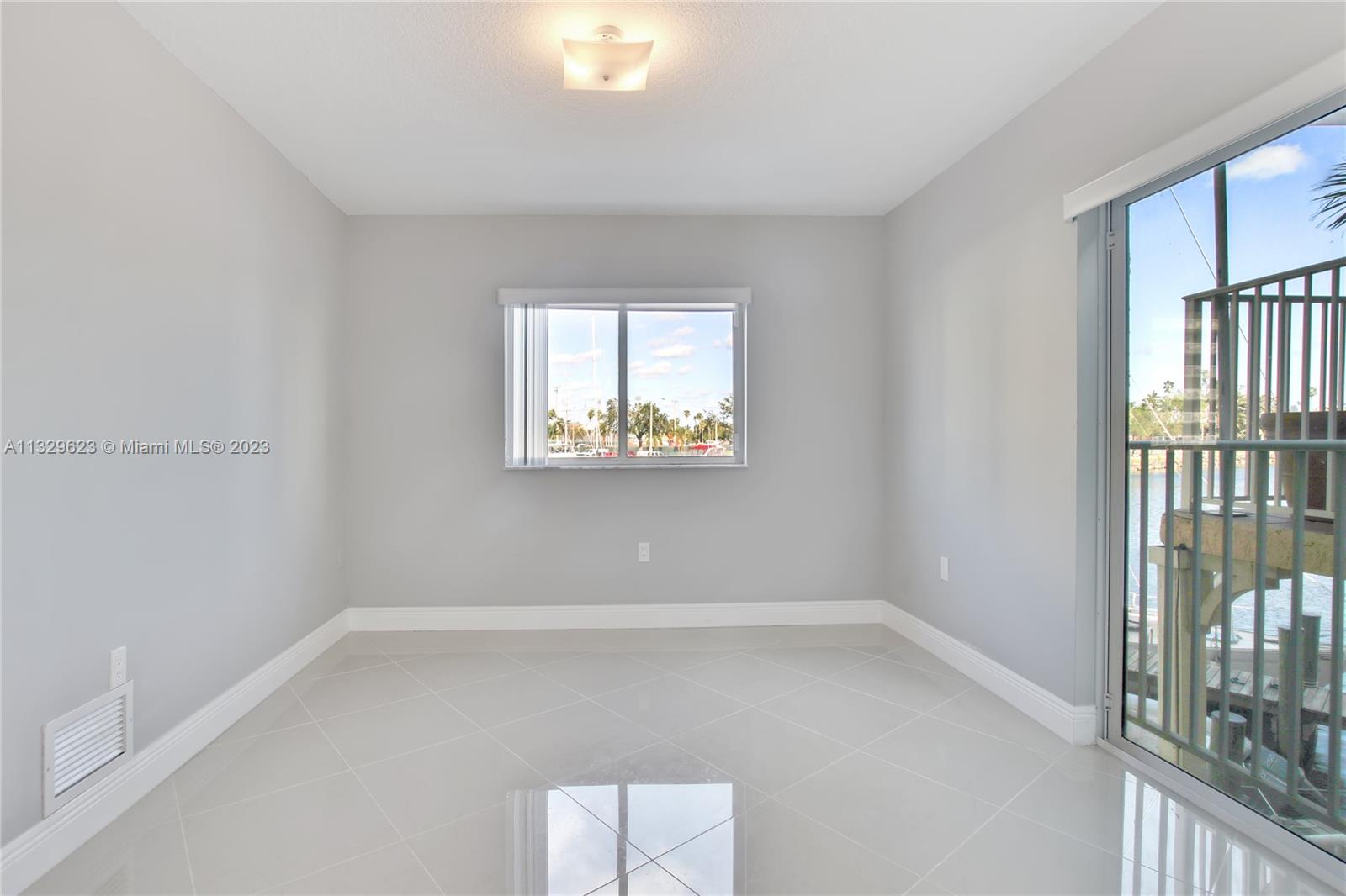 2415 NW 16th St Rd Unit: 212-1