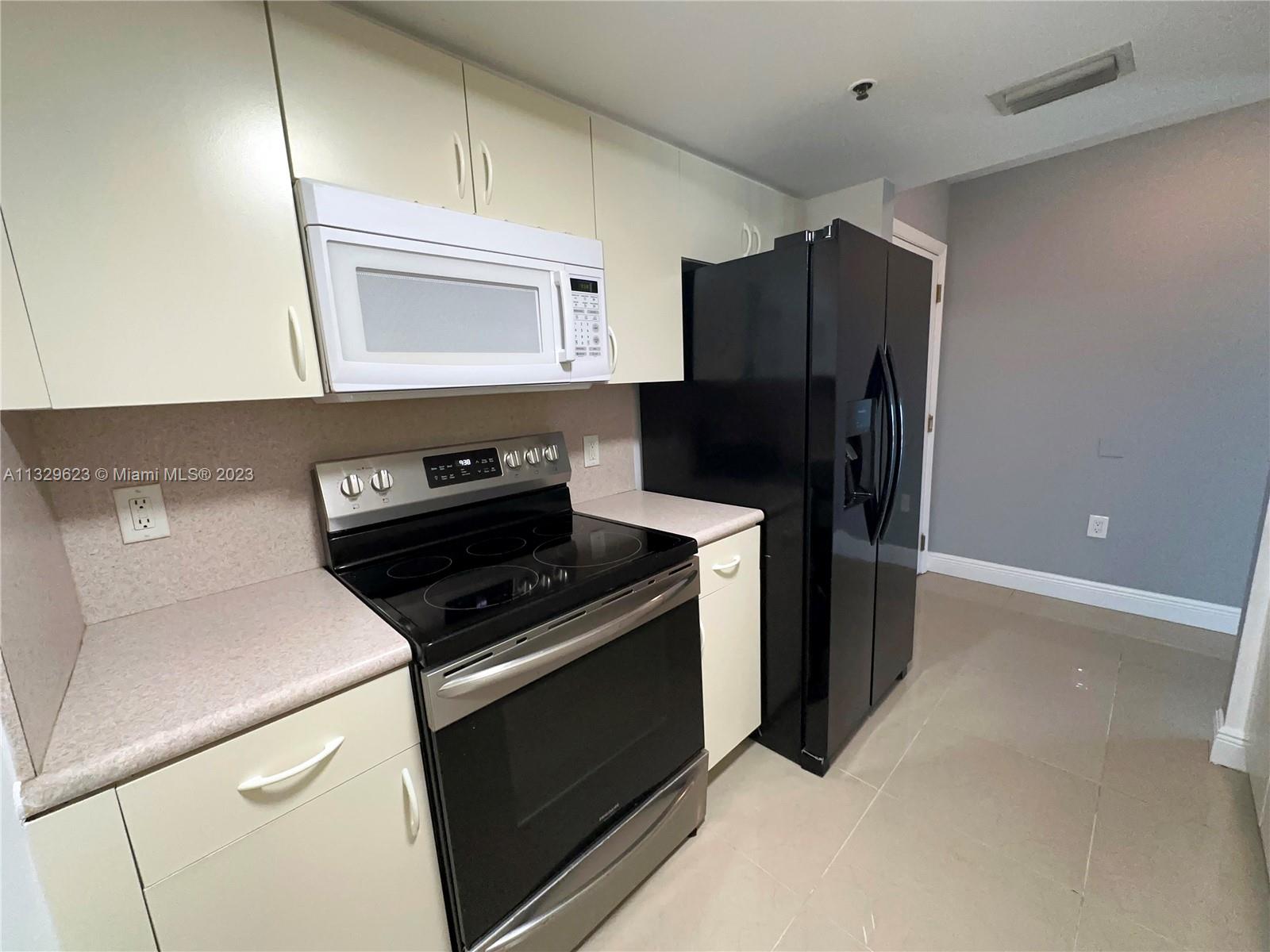2415 NW 16th St Rd Unit: 212-1