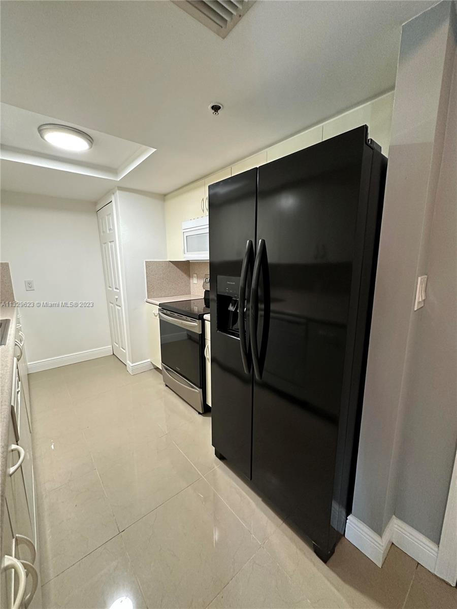 2415 NW 16th St Rd Unit: 212-1
