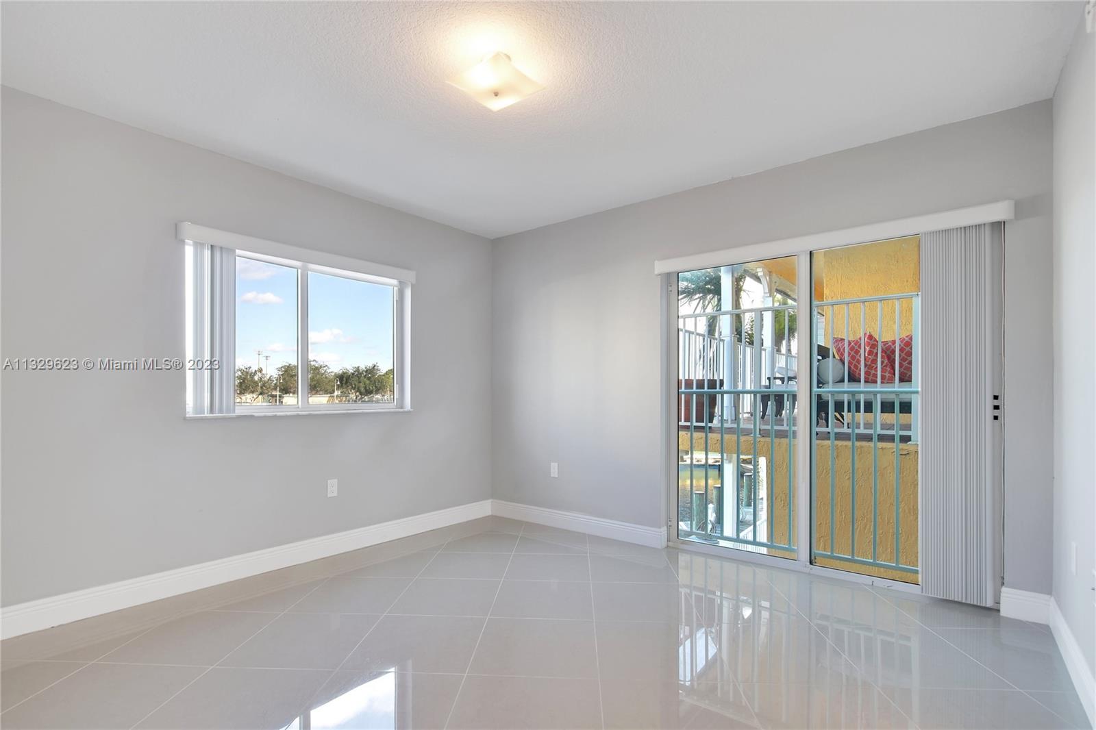 2415 NW 16th St Rd Unit: 212-1