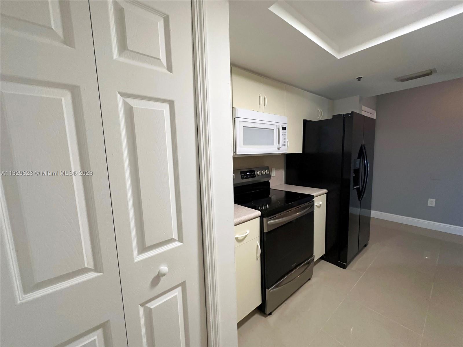 2415 NW 16th St Rd Unit: 212-1