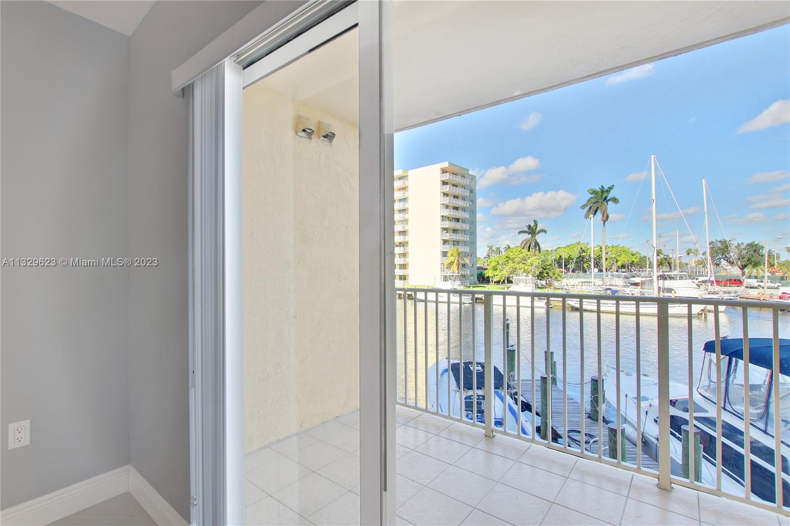 2415 NW 16th St Rd Unit: 212-1