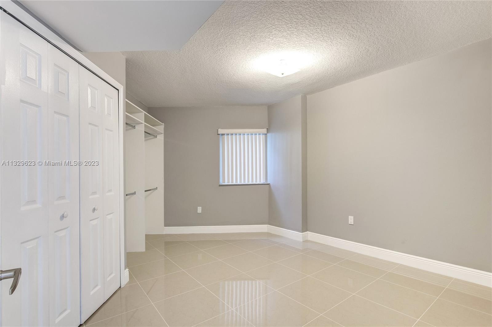 2415 NW 16th St Rd Unit: 212-1