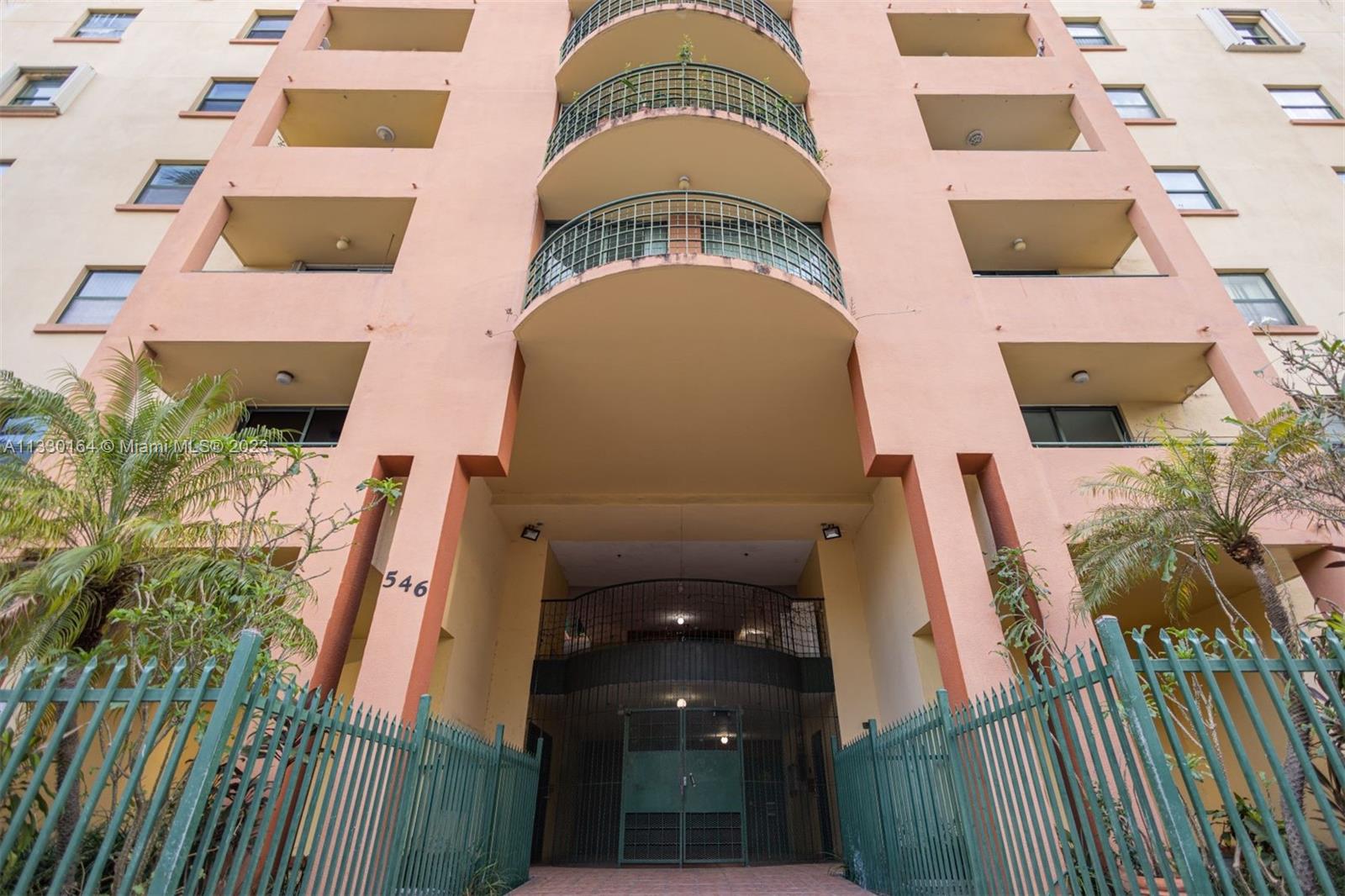 546 SW 1st St Unit: 609