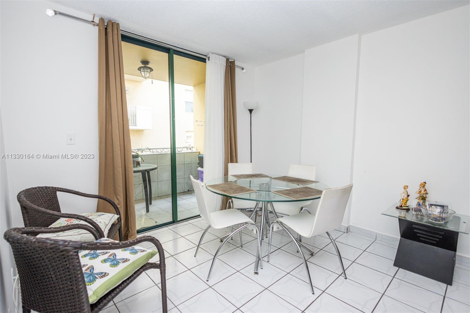 546 SW 1st St Unit: 609