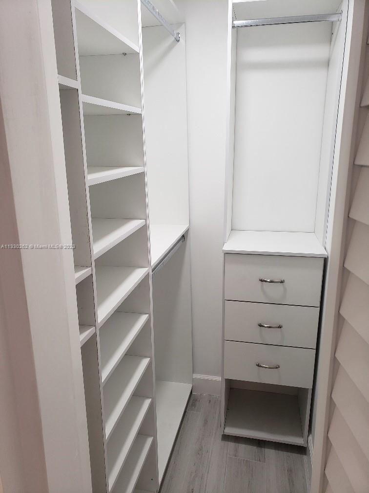 974 SW 9th St Unit: eff