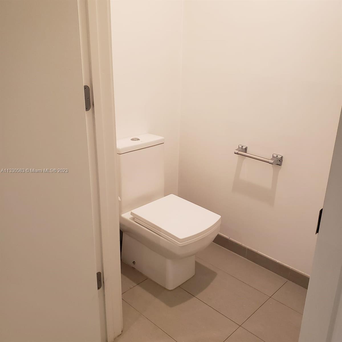 1080 Brickell Ave Unit: 2004