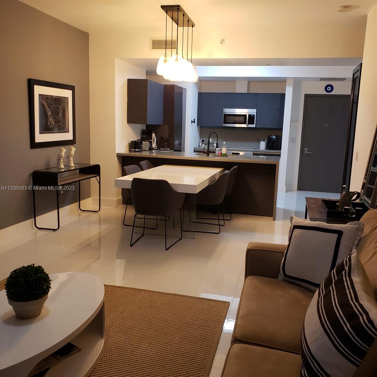 1080 Brickell Ave Unit: 2004