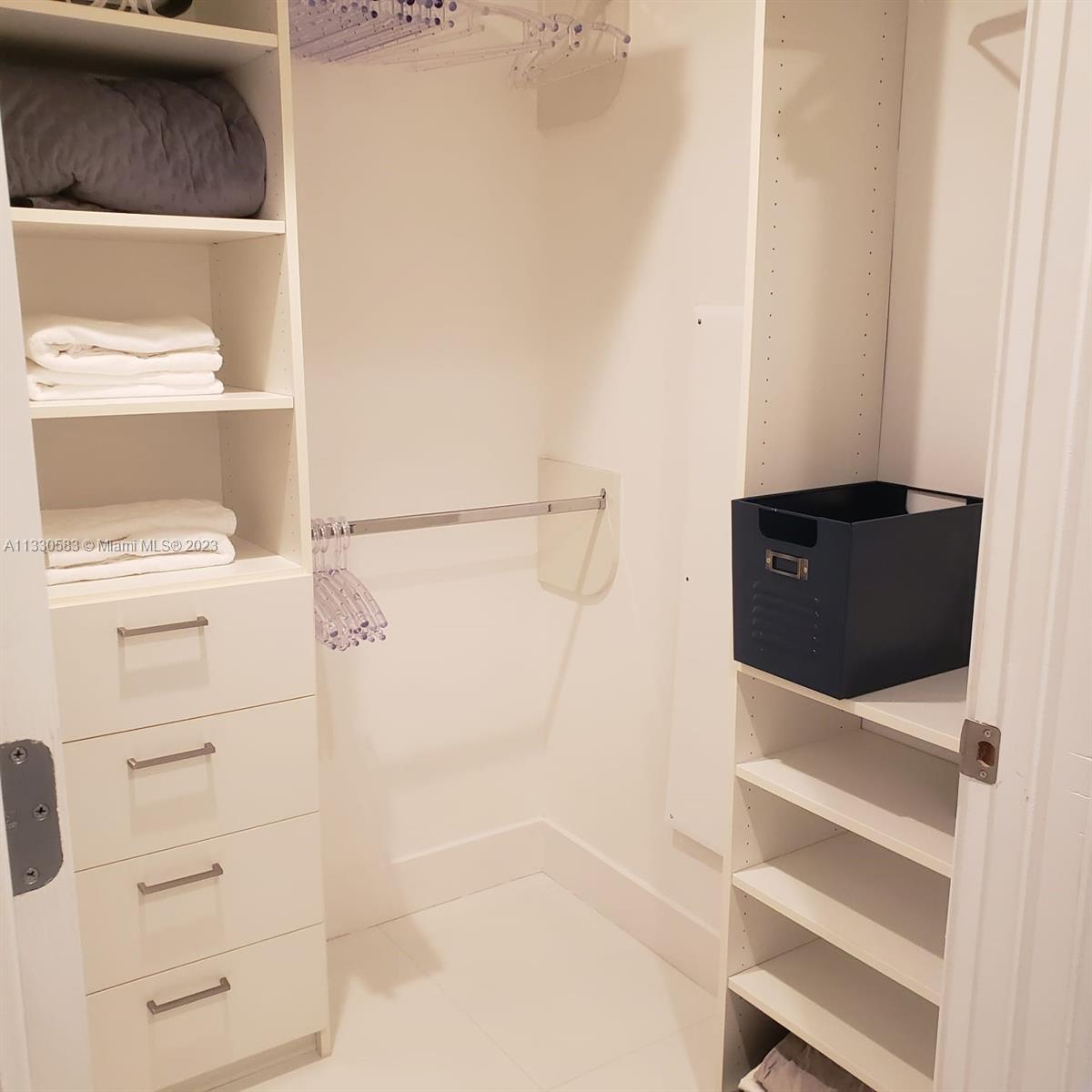 1080 Brickell Ave Unit: 2004