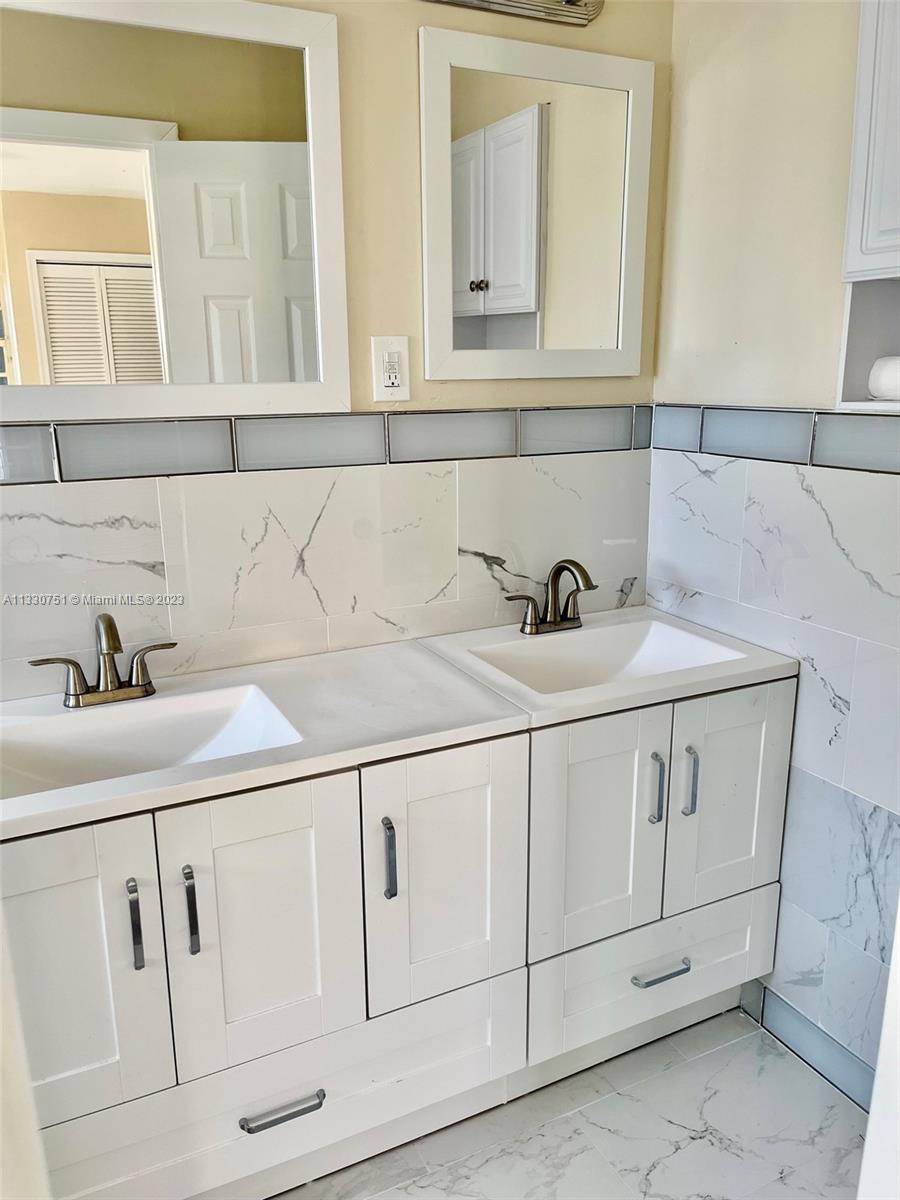 10420 SW 152nd Ter Unit: 10420
