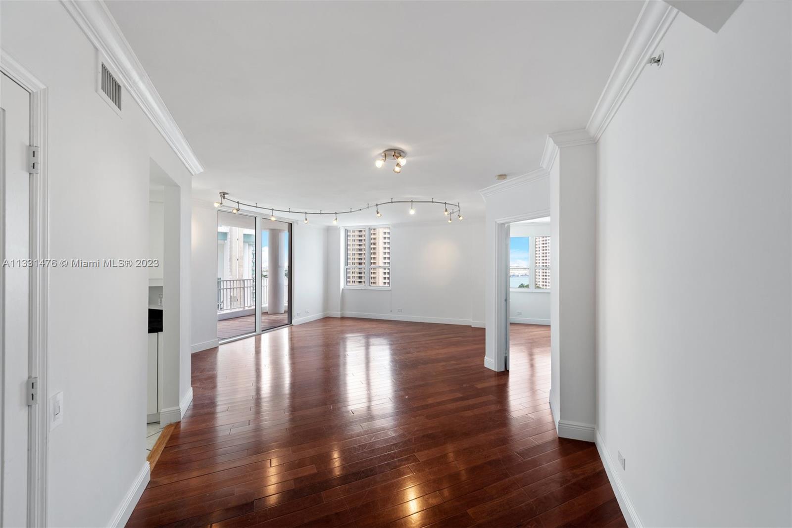 701 Brickell Key Blvd Unit: 1509
