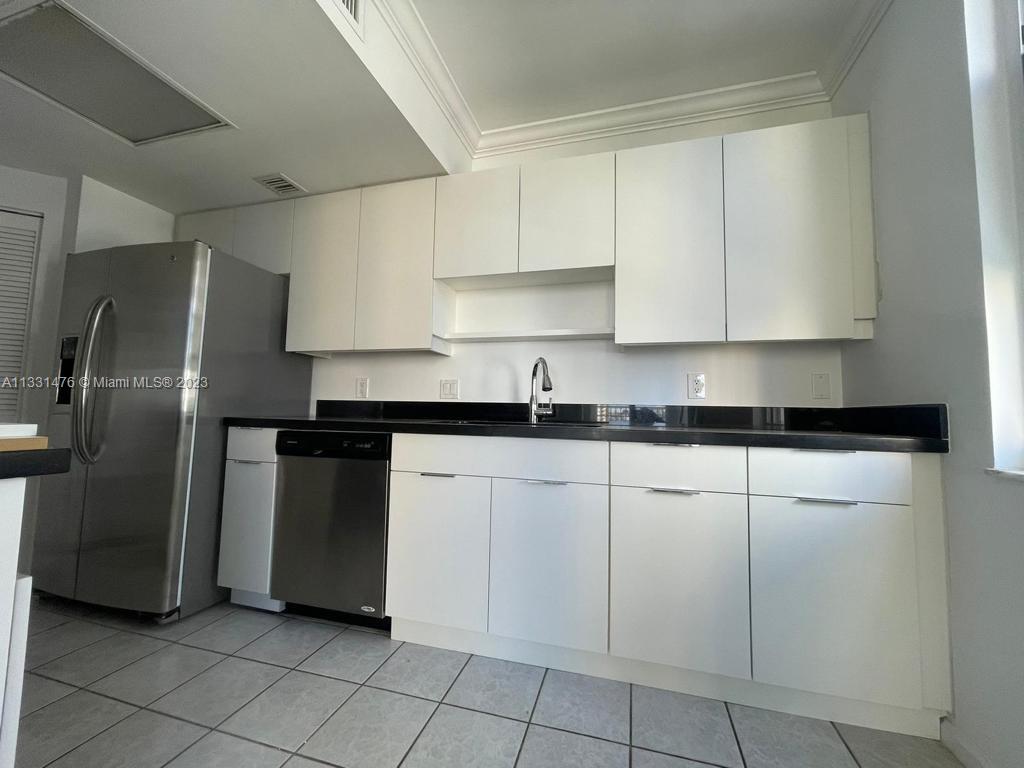 701 Brickell Key Blvd Unit: 1509