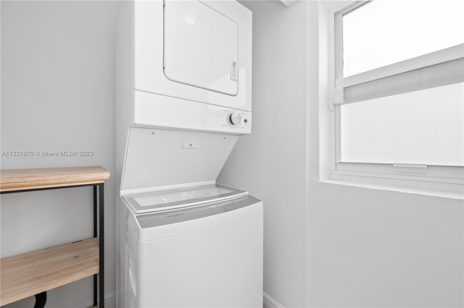 710 NE 87th St Unit: 2