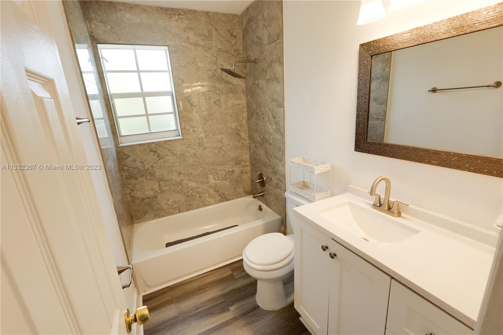 1121 N Andrews Ave Unit: 1121