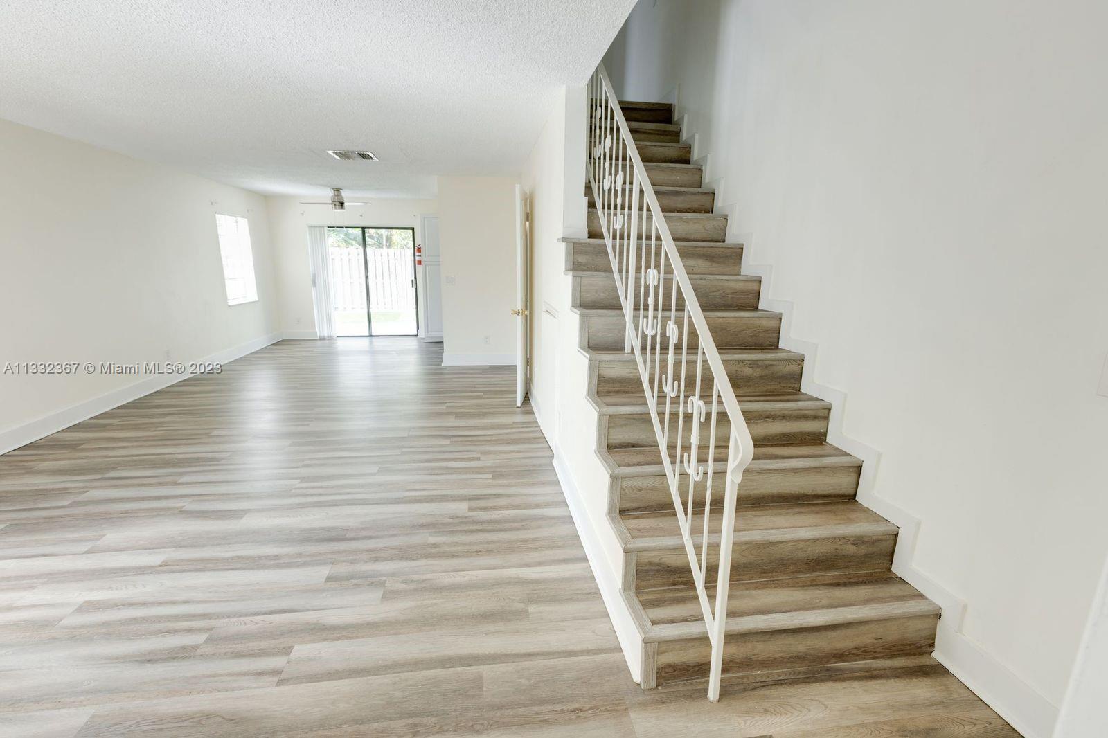 1121 N Andrews Ave Unit: 1121