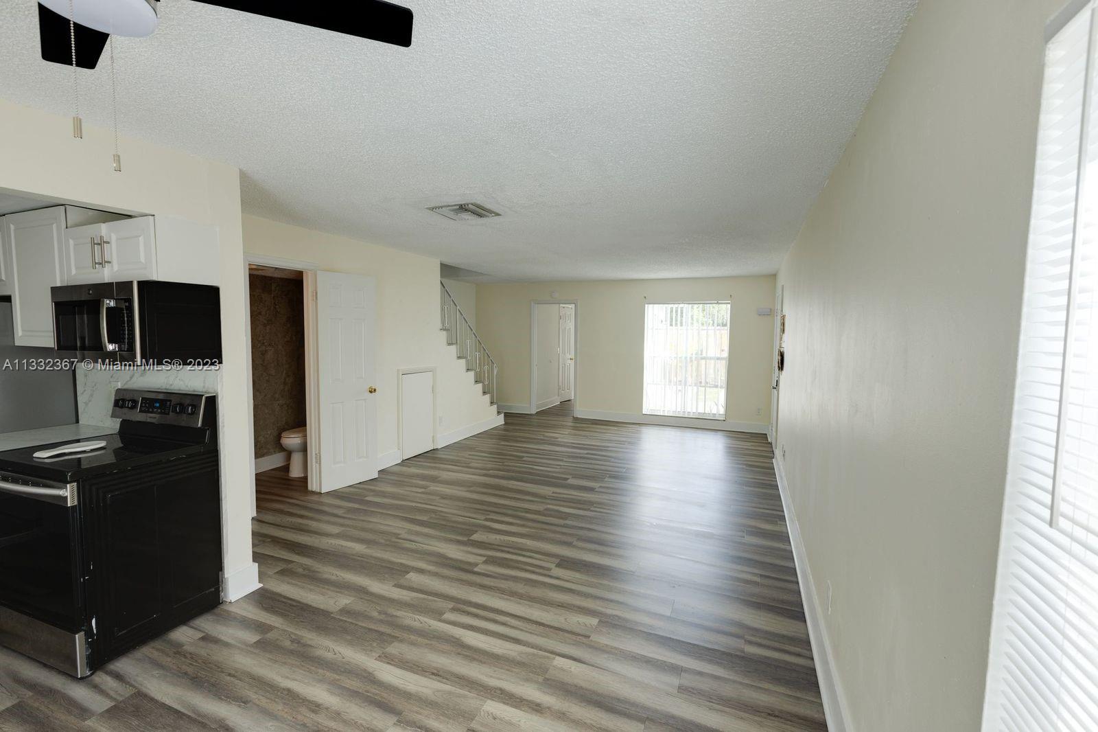 1121 N Andrews Ave Unit: 1121