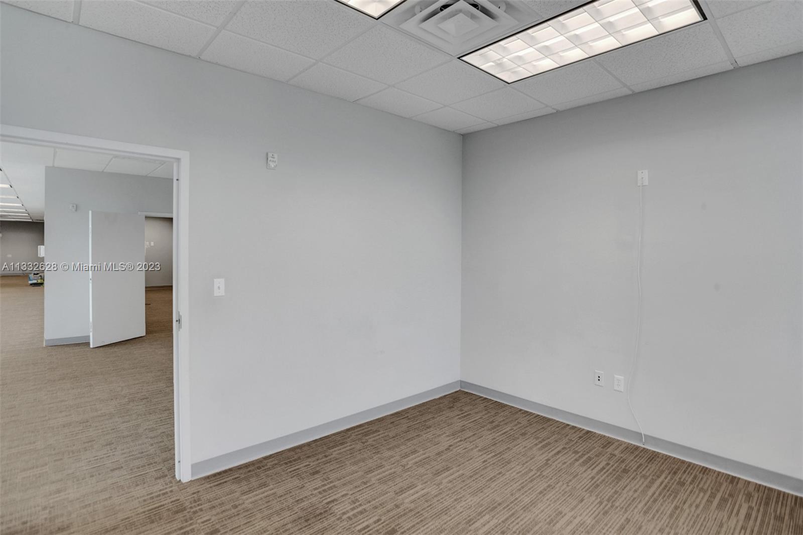 5915 Ponce De Leon Blvd Unit: 64