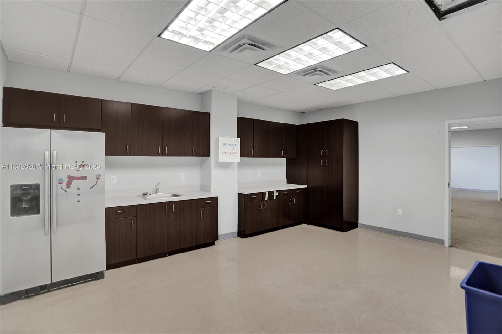 5915 Ponce De Leon Blvd Unit: 64